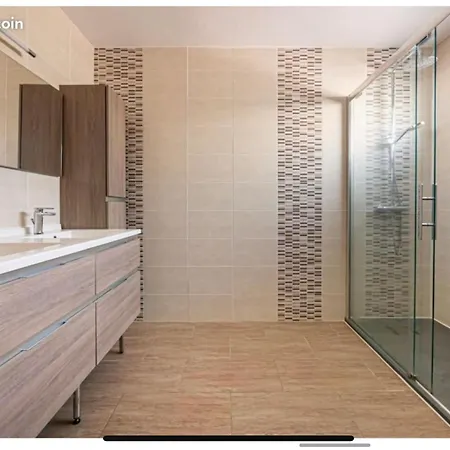 Maison Type Avec Piscine A 400 M Du Circuit Des 24h *